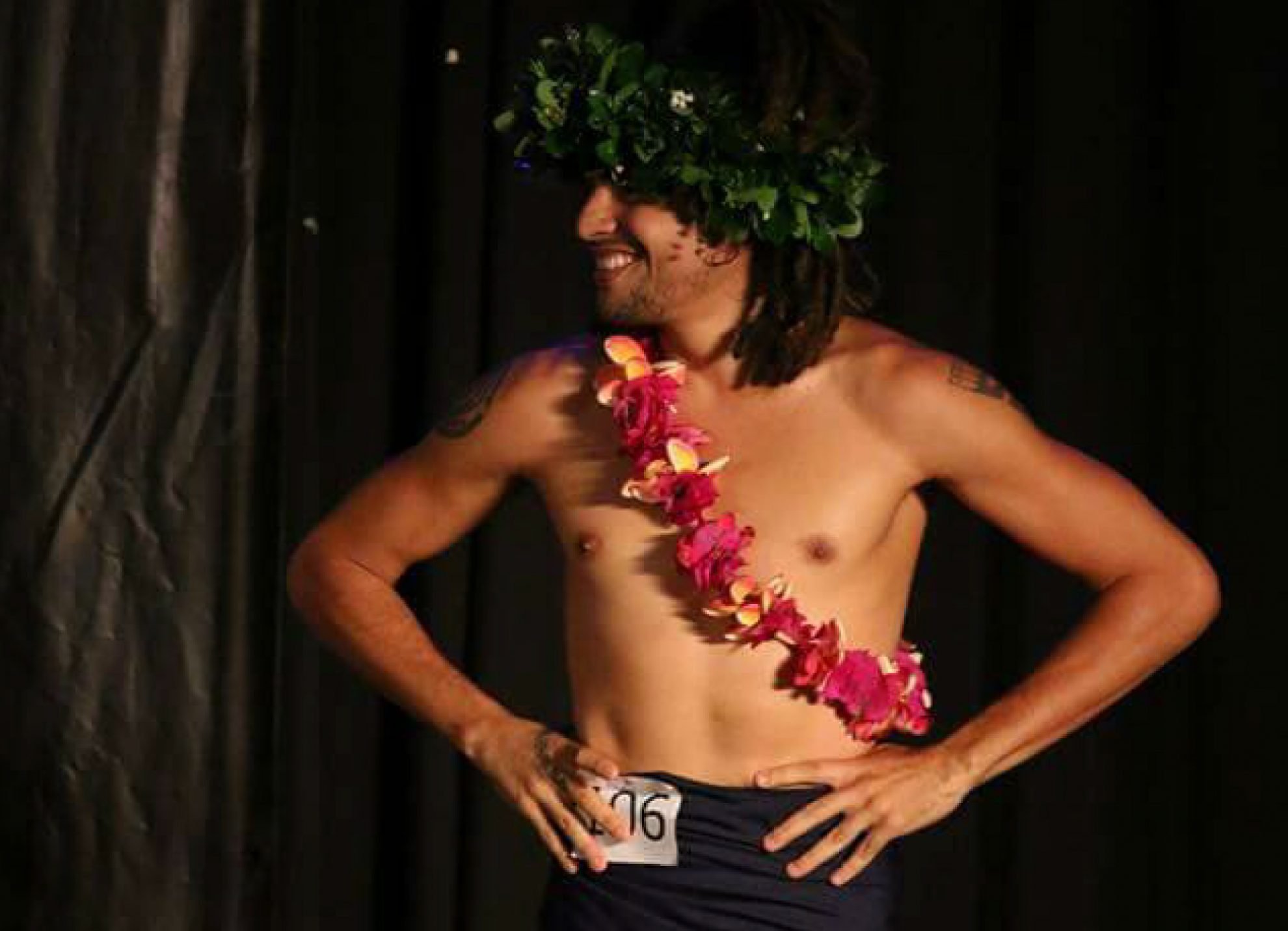 Ont été Souverains à Tahiti Mots Croisés Tuarii, étoile montante de la comédie en Polynésie - Hommes de Polynésie