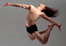 Florian Teatiu un polynésien danseur contemporain et classique