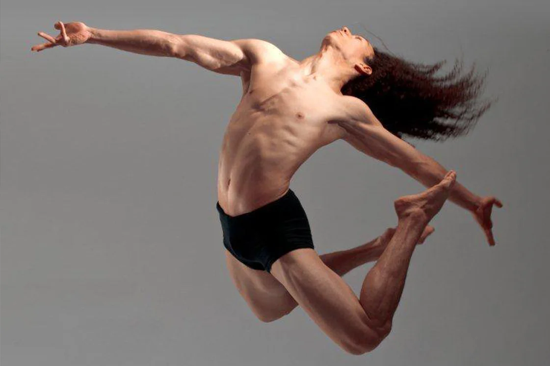 Florian Teatiu un polynésien danseur contemporain et classique