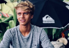 Kauli, la pépite du surf mondial de Vairao