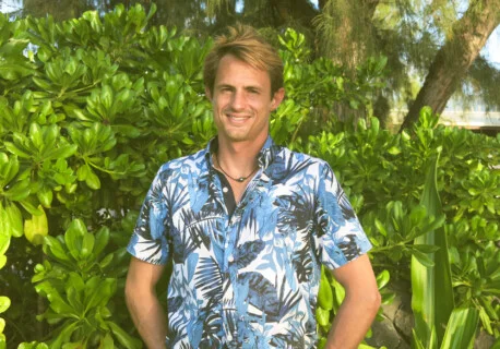 Manua Menard de Mahana Surf Scholl à Tahiti