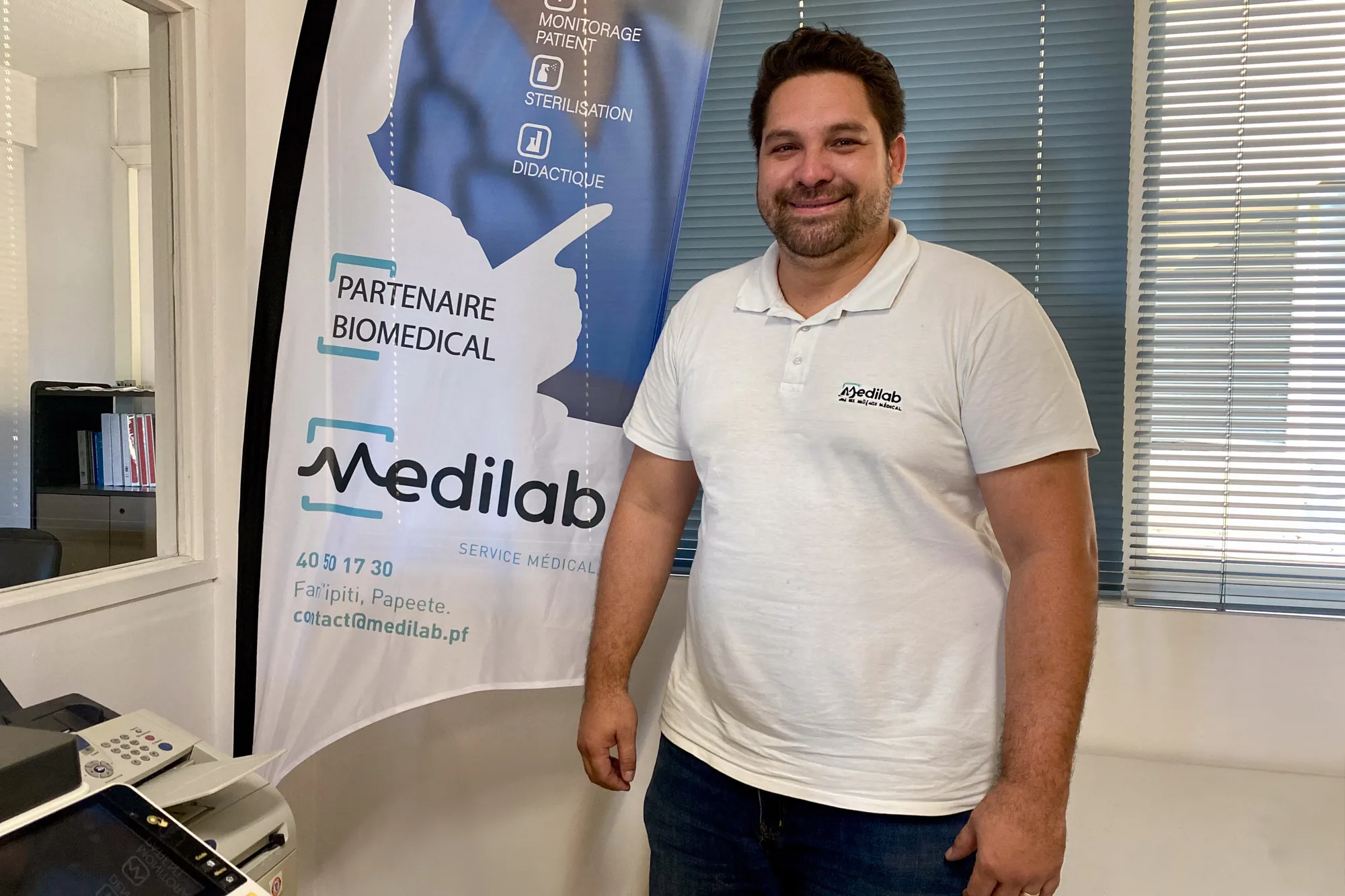 Tekau Hoatu, directeur technique chez Medilab, entreprise spécialisée dans la fourniture et l'entretien de matériel médical en Polynésie