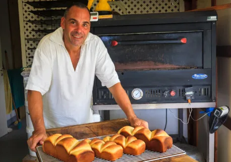Benoit Babinger, boulanger à Raiatea Crédit : Gaëlle Poyade