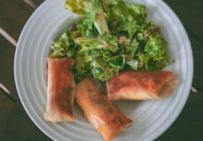 Roulés chèvre-miel-pistache Recette Hommes de Polynésie Tahiti Crédit : Cartouche Louise-Michèle