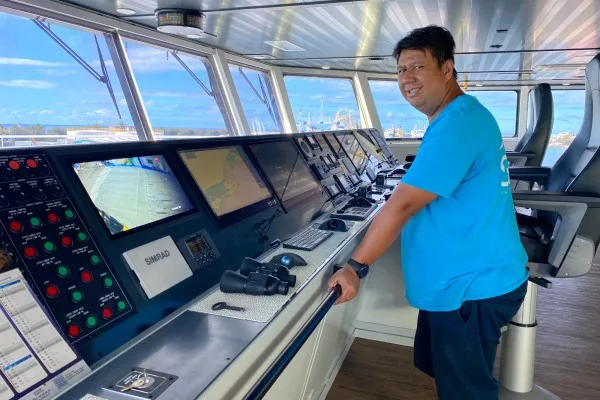 Rémi Cheong, capitaine de bateau à la SNP Tahiti