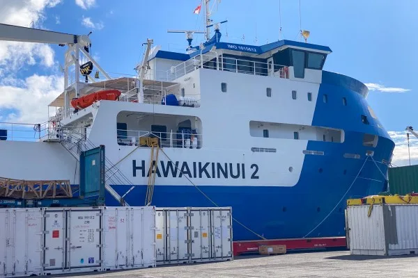 Rémi Cheong, capitaine de bateau de la SNP, Tahiti