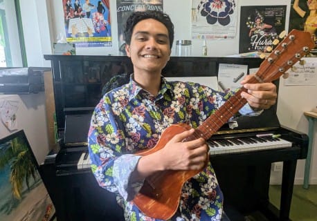 Le chanteur et musicien tahitien Tuariki John Teai Hommes de Polynésie Crédit : Pauline Stasi