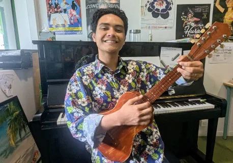 Le chanteur et musicien tahitien Tuariki John Teai Hommes de Polynésie Crédit : Pauline Stasi