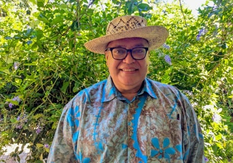 Matani Kainuuku, chef de la troupe de danse polynésienne Nonahere