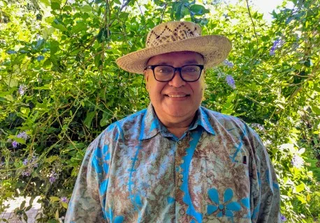 Matani Kainuuku, chef de la troupe de danse polynésienne Nonahere