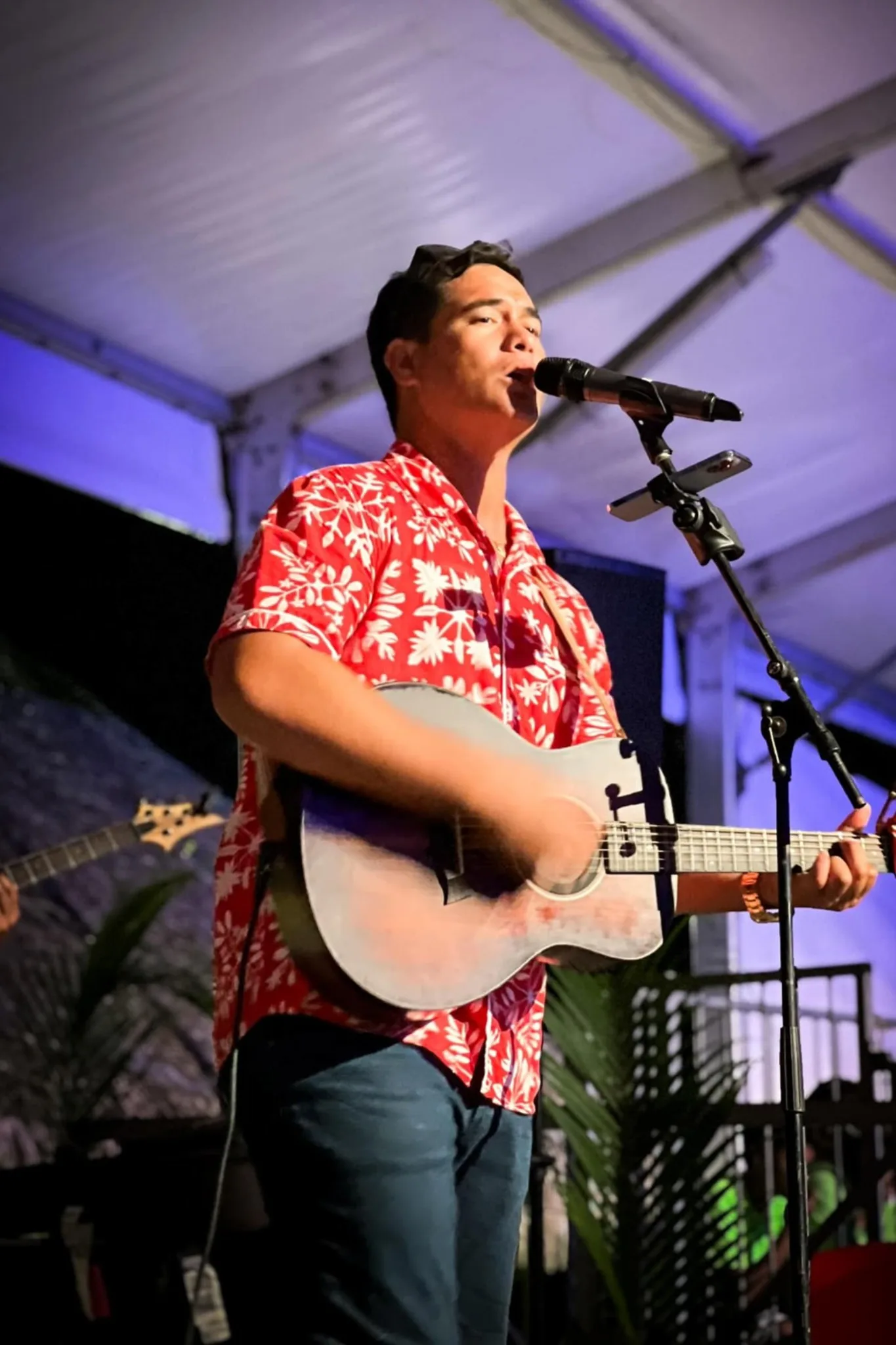 Teiho Tetoofa, musicien polynésien