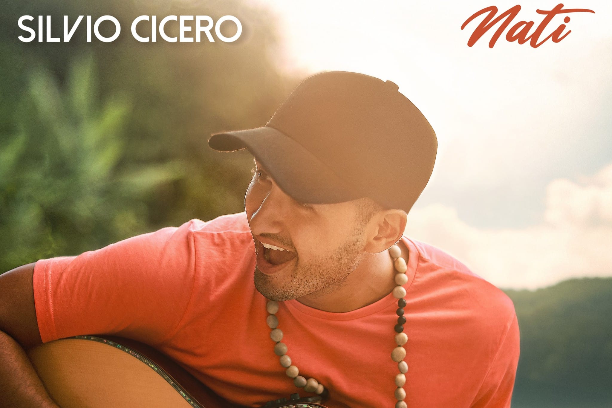 silvio Cicero, chanteur et guitariste polynésien