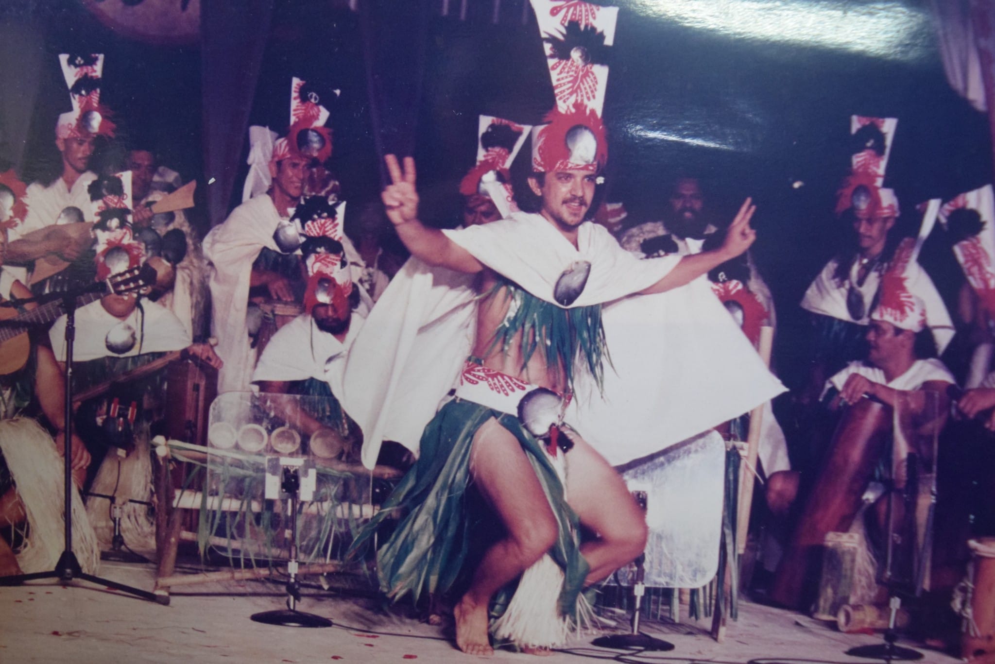 Poehei Temaiana École ARATAI Musicien Hommes de Polynesie