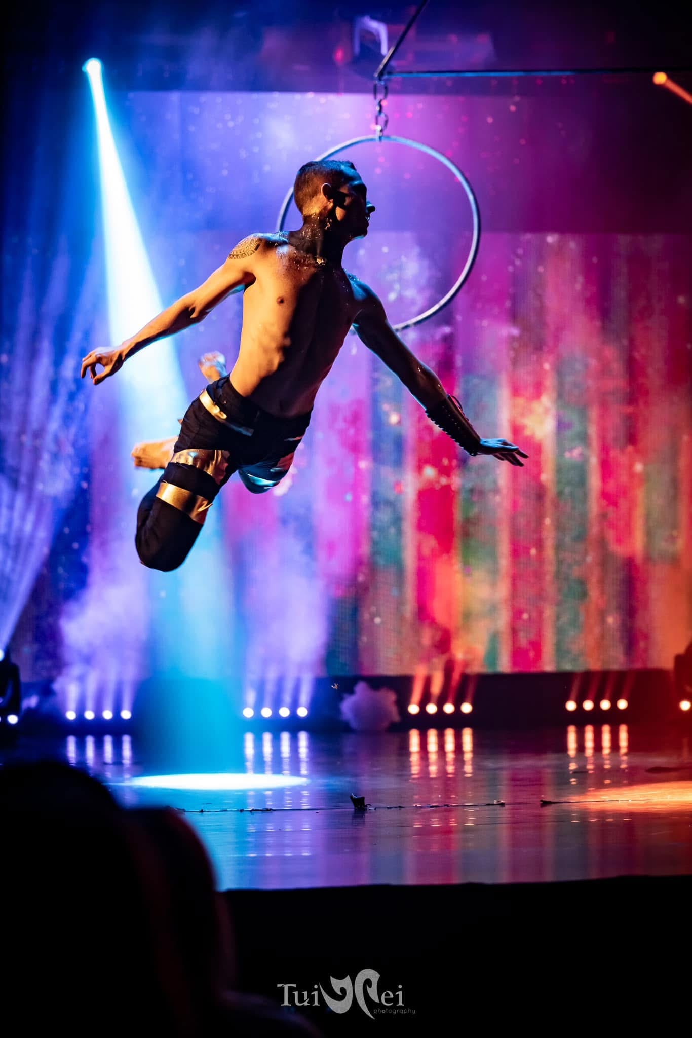 Eric Goalard, prof de danse en Polynésie