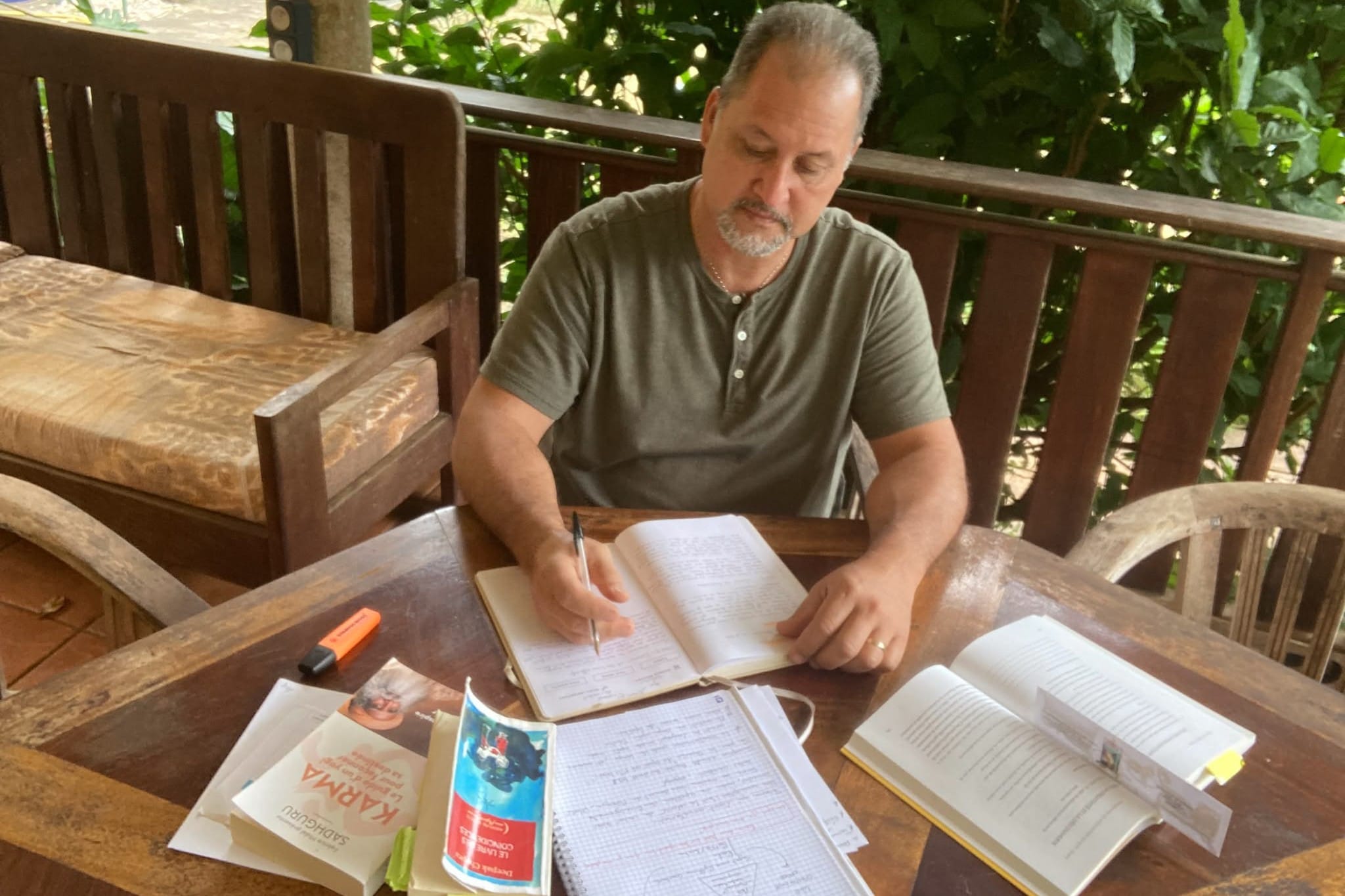 Ronald Darphin, coach de vie à Moorea