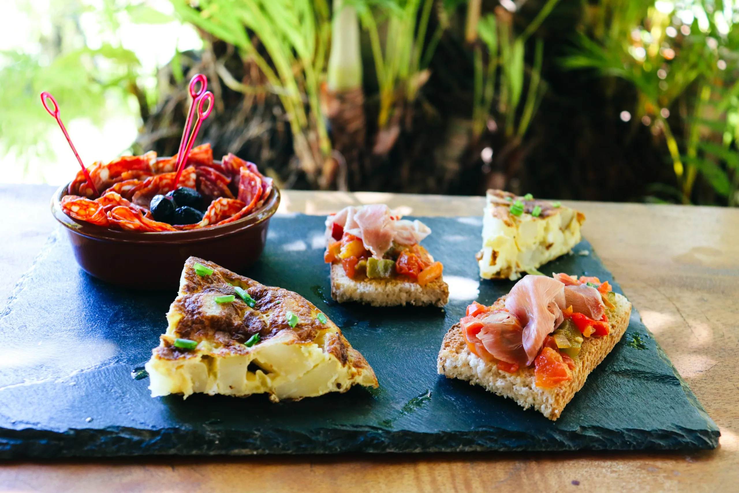 Recette de Tapas Hommes de Polynesie Credit : Isabelle Lesourd
