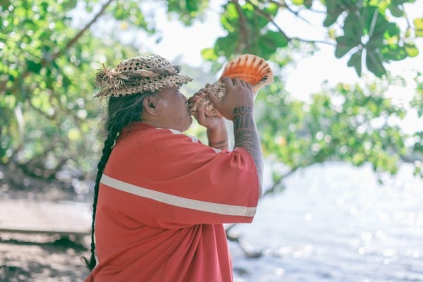 Ismael Huukena Hommes de Polynesie Credit : Cartouche Louise-Michele