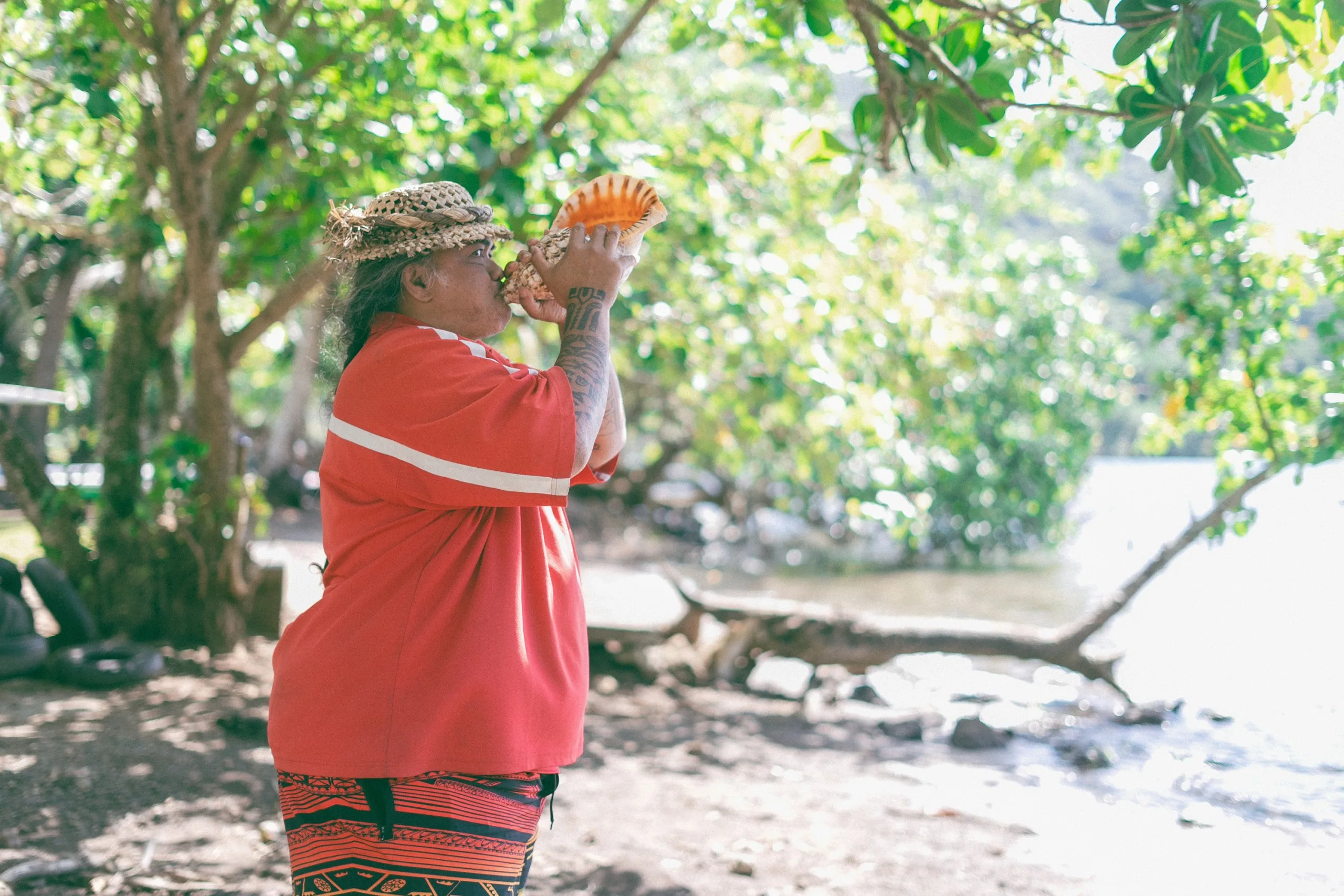 Ismael Huukena Hommes de Polynesie Credit : Cartouche Louise-Michele