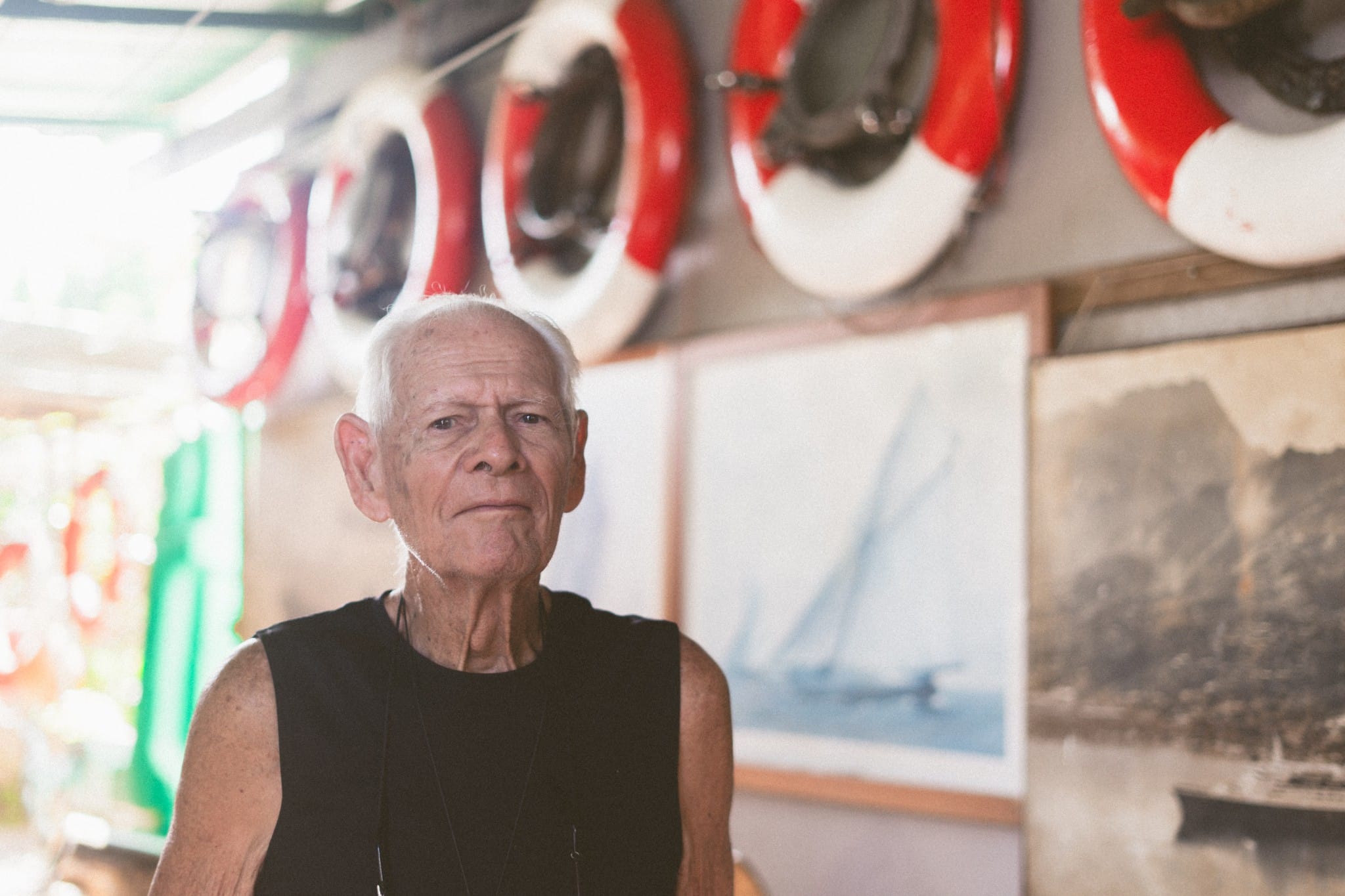 Warren Ellacott Hommes de Polynesie Credit : Cartouche Louise-Michele